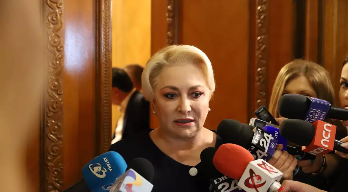 Dăncilă, la intrarea în şedinţa PSD: "Discuţiile vor fi ca între colegi, calme. ALDE nu va ieşi de la guvernare"
