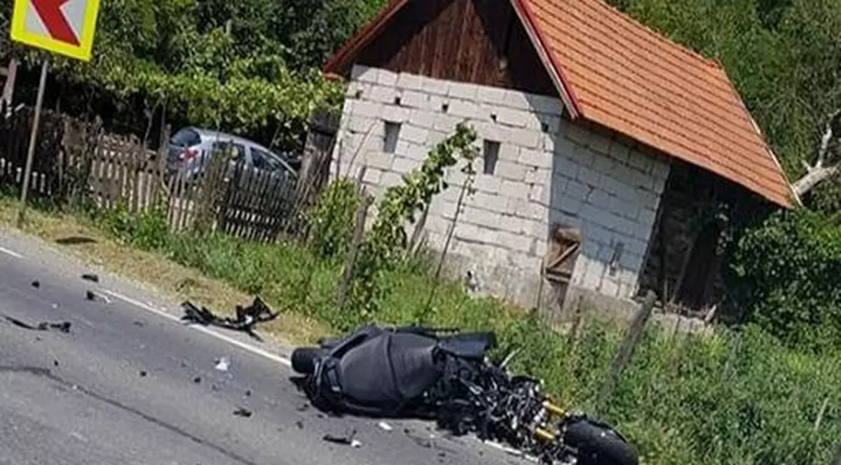 Un motociclist ucrainean este în stare gravă după un accident în Neamț