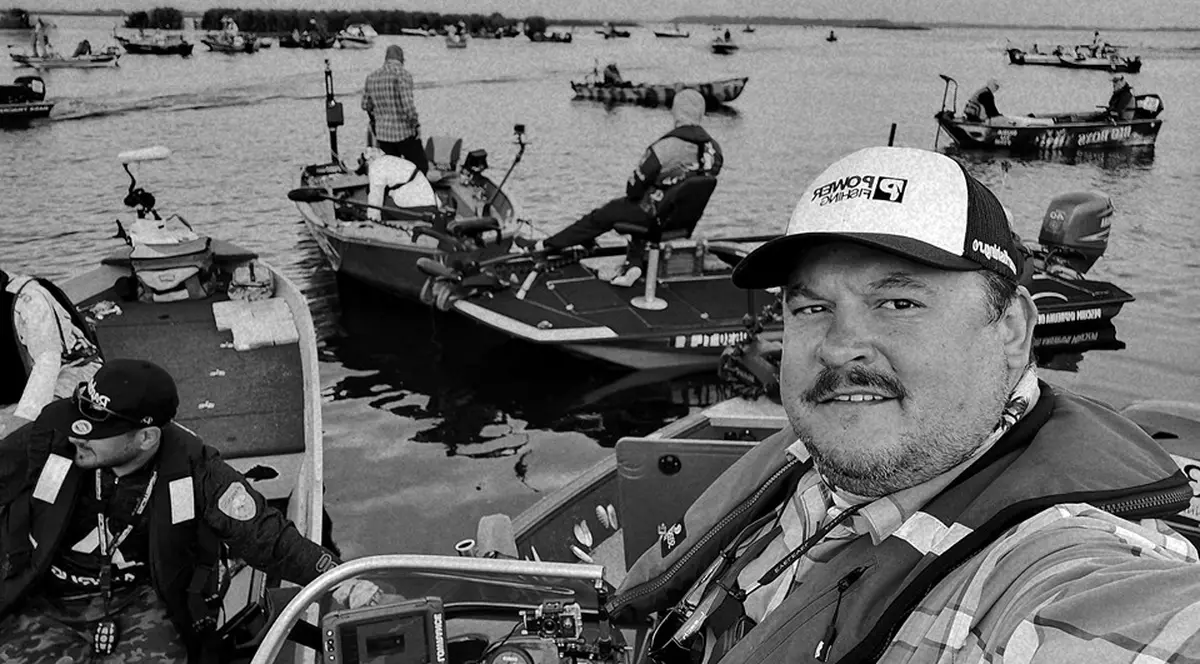 Mihai Bobonete, noi detalii despre momentele cumplite pe care le-a trăit în timpul furtunii din Grecia. "A fost nasol tare, înspăimîntător e cuvântul potrivit pentru imaginile care mi se derulează acum prin fața ochilor"