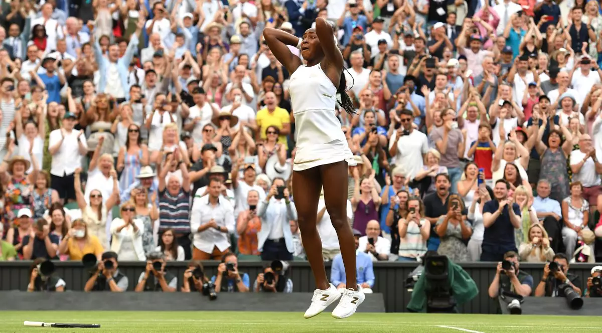Simona Halep o întâlnește la Wimbledon pe noua senzație a tenisului! Cori Gauff, 15 ani, s-a calificat în optimi după un meci de infarct