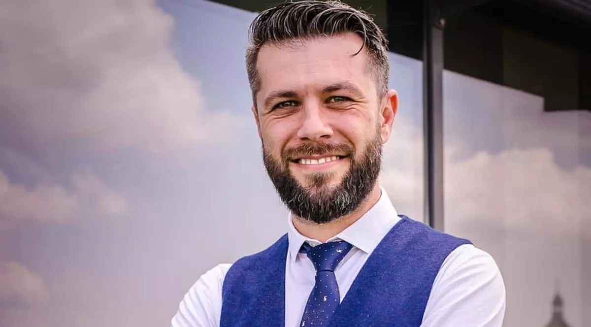 Reacția purtătorului de cuvânt al CNAS după ce a spus că „oamenii mor oricum, și cu, și fără sistem”.