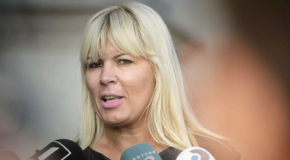 Antena 3: Elena Udrea se întoarce în România