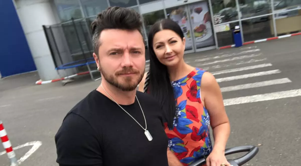 Gabriela Cristea și-a comandat verighetele. A apelat la fina ei