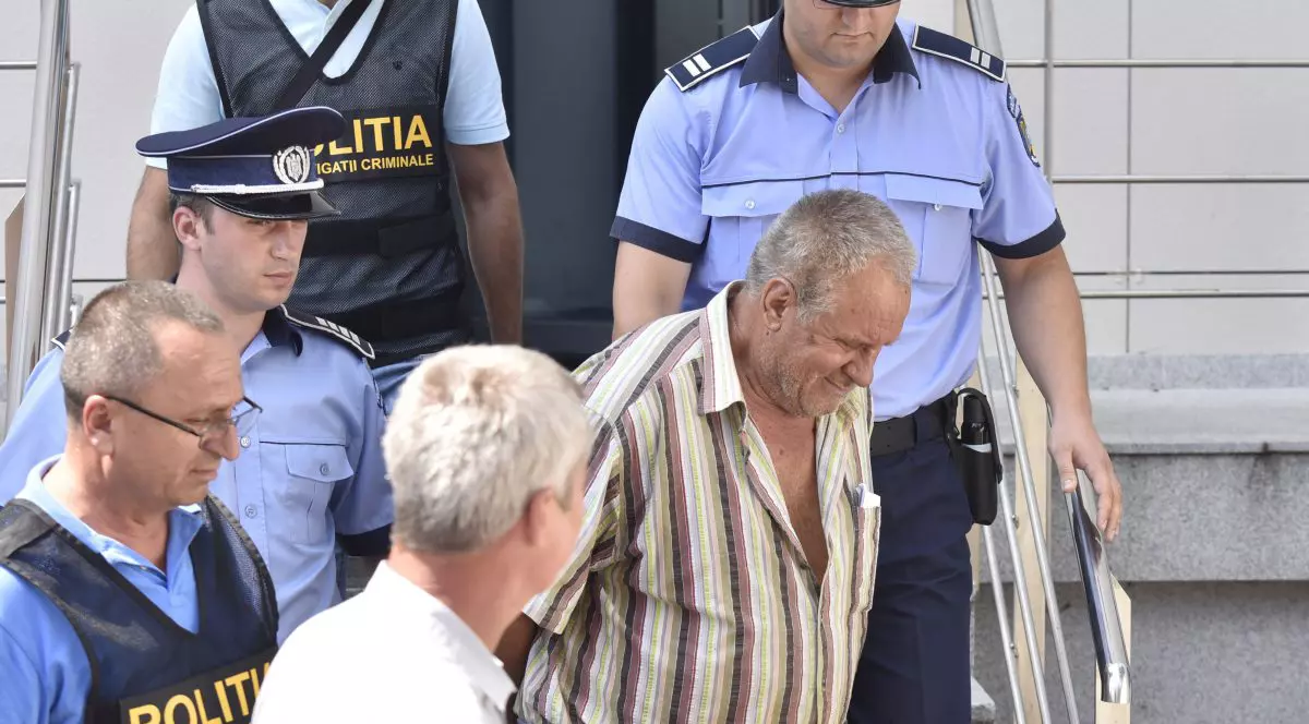 O profesoară care lucra în comuna în care locuia Alexandra a mers deseori la ocazie cu Gheorghe Dincă! „Părea un om bătrân, serios. Nu lega discuții”Foto: INQUAM