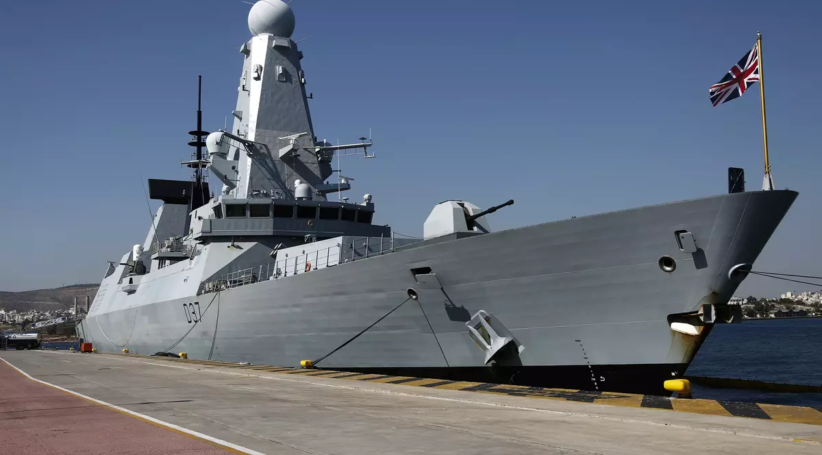 HMS Duncan