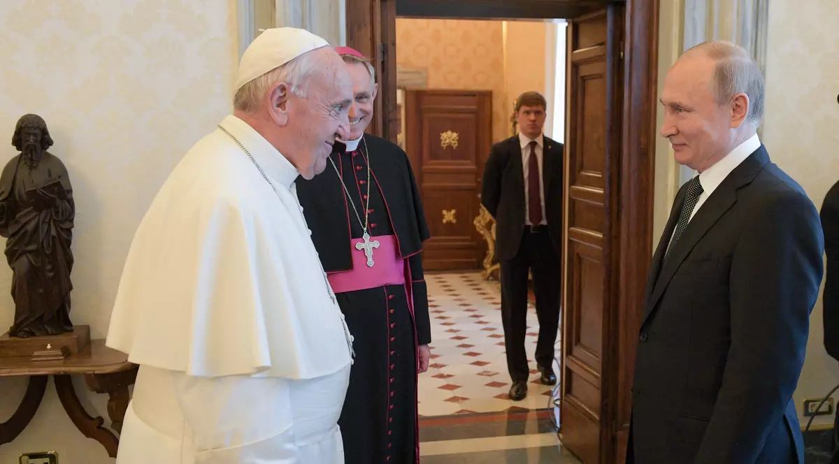 Papa Francisc, întâlnire cu Vladimir Putin la Vatican. Președintele rus s-a lăsat așteptat
