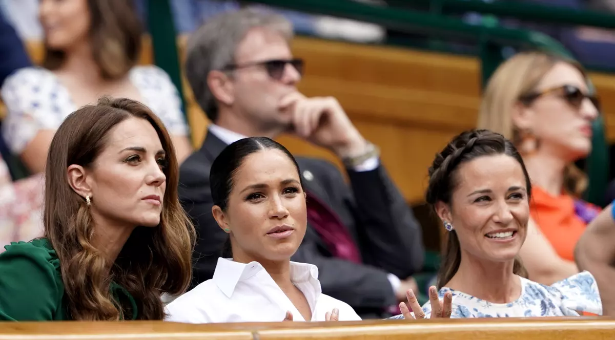 Tribunele sunt pline de VIP-uri la meciul Simona Halep – Serena Williams. Ducesele britanice, în loja regală