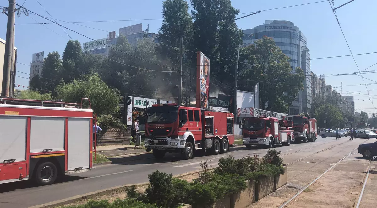 Incendiu la un restaurant din sectorul 3