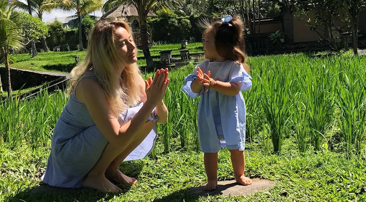 Laura Cosoi, despre vacanța în Bali. „M-am străduit să îi distrag Ritei atenția”