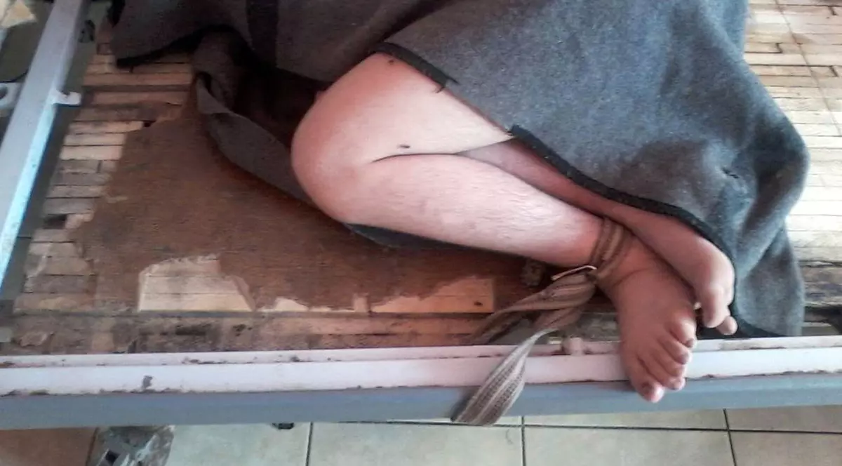 După cazul Caracal, Parchetul General a redeschis cazul șocant al suferinzilor psihic legați cu chingi la Măciuca! “Angajații au recunoscut abuzul”