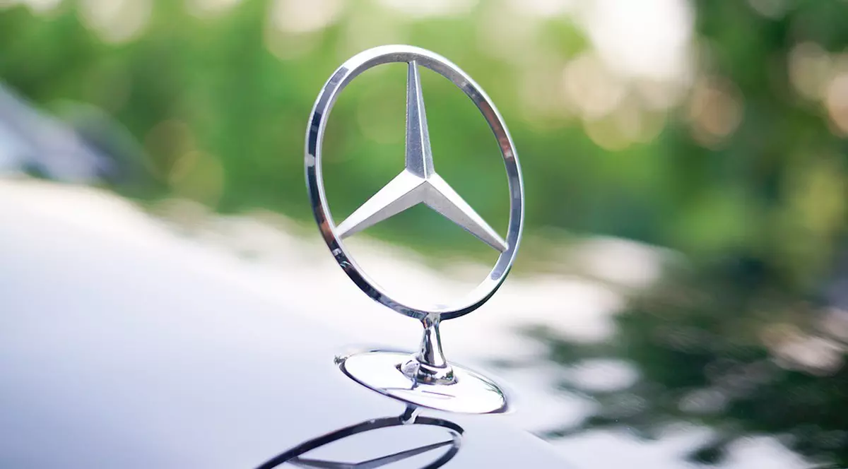Mercedes-Benz renunță la modelul Clasa X