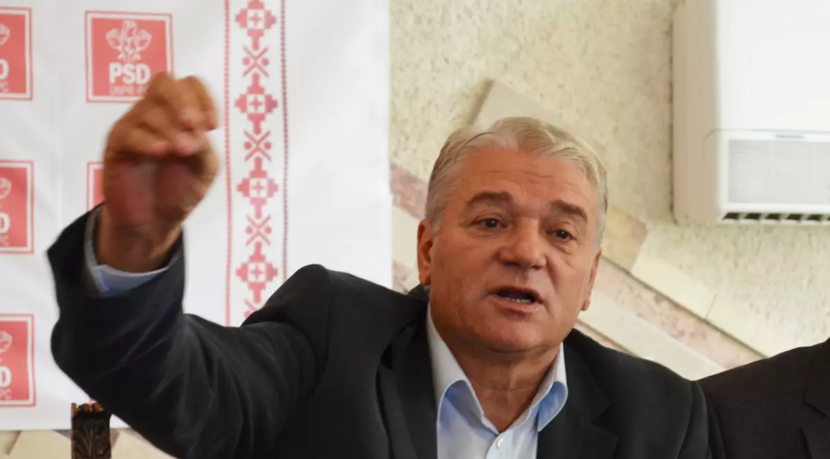 USR cere demisia ministrului de Interne, Nicolae Moga şi îl acuză pe purtătorul de cuvânt al Poliţiei Române că a minţit