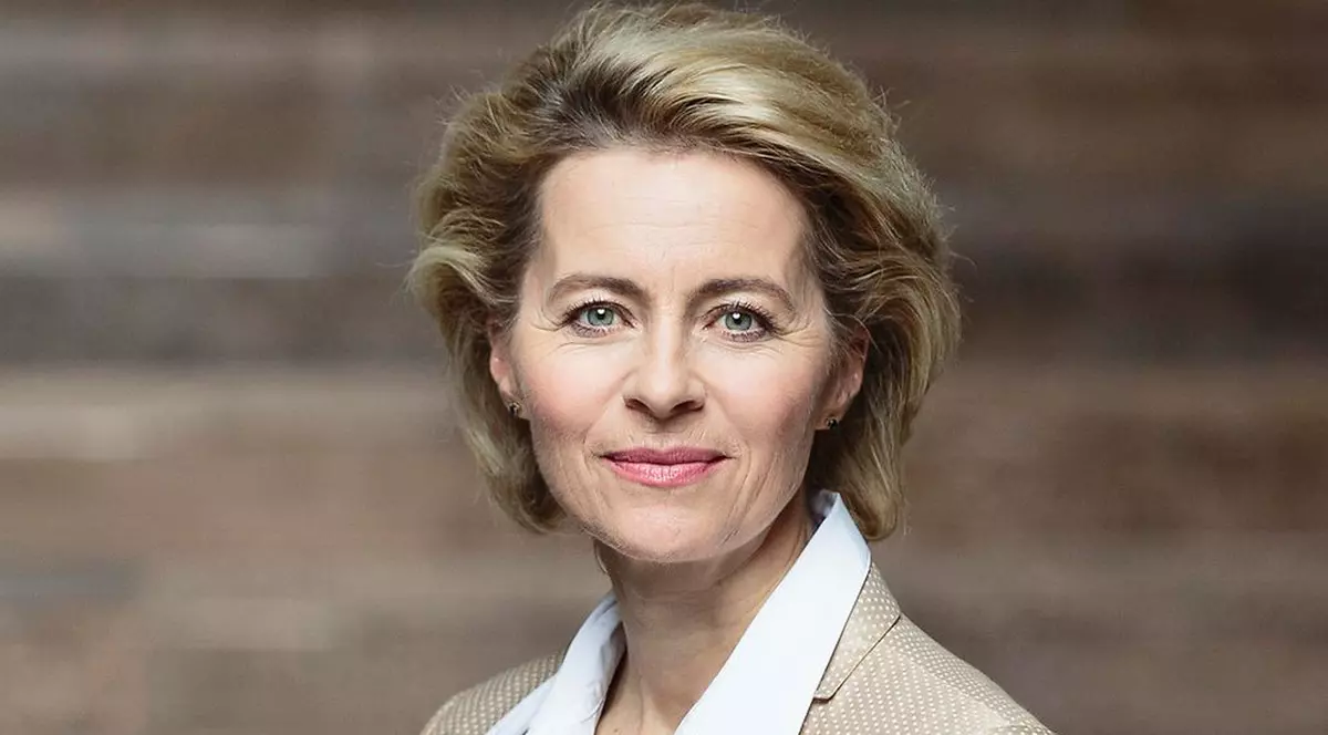 Controversele din jurul Ursulei von der Leyen. Prima femeie propusă la conducerea Comisiei Europene, implicată în scandaluri privind contracte cu dedicaţie, plagiate şi incompetenţă