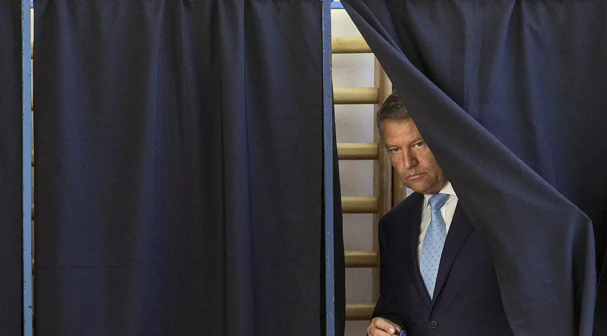 Pe în-țe-le-sul pre-șe-din-te-lui