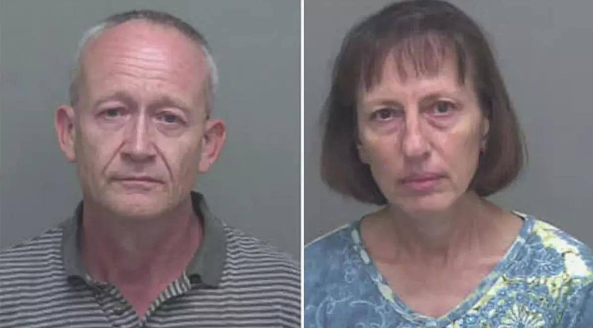 Au maltratat și le-au abuzat sexual pe fiicele lor adoptive