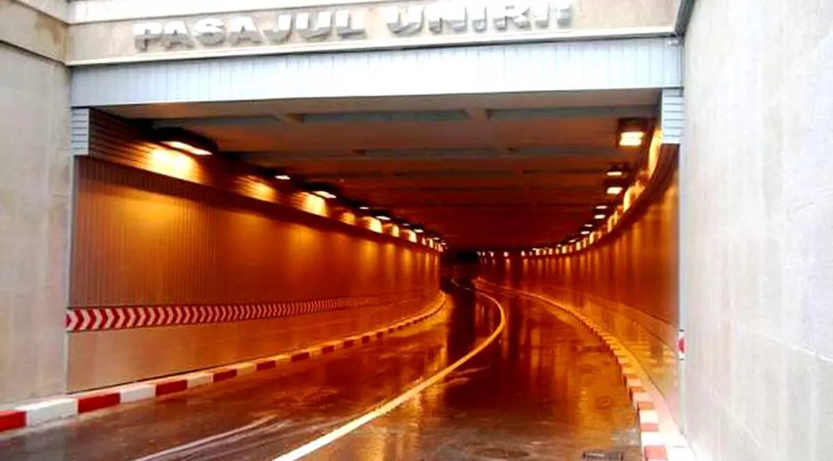 Restricții de circulație în Pasajul Unirii, joi noapte. Vezi rutele ocolitoare