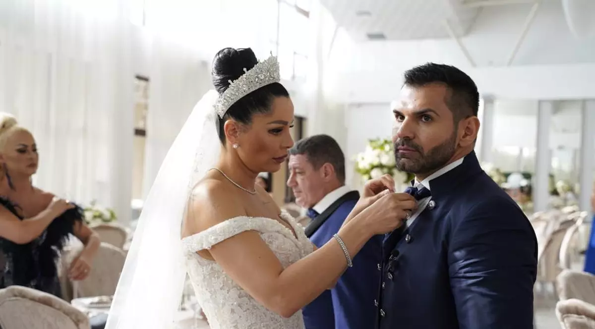 Soții Pastramă s-au dus la doctor imediat după nuntă. "La ora 7:00 am terminat petrecerea și la 8:00 am fost deja la investigații"