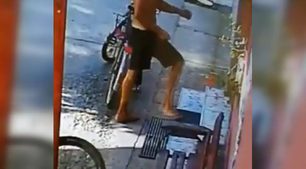 Primele imagini cu bărbatul care ar fi comis crima din Făget