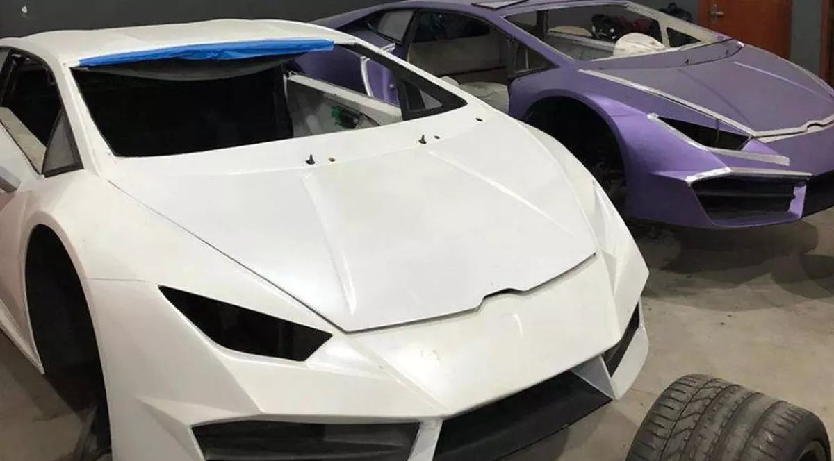 Replici de Ferrari și Lamborghini, fabricate într-o uzină clandestină din Brazilia