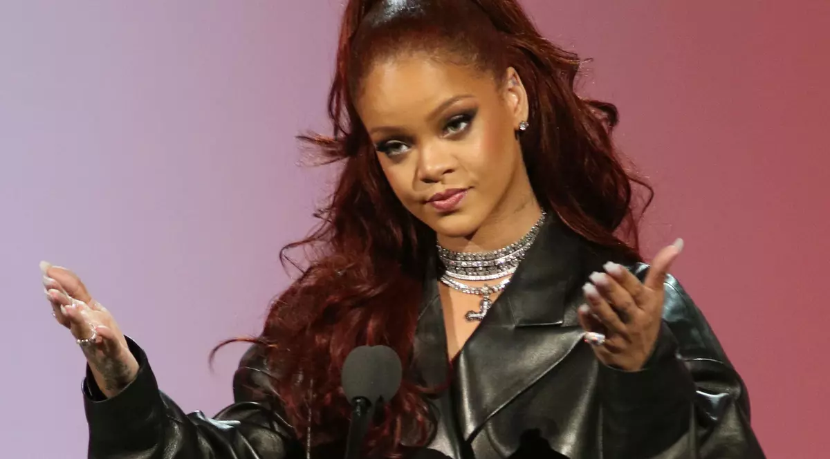 Rihanna închiriază vila în care n-a mai locuit din 2018, de când un intrus a pătruns pe proprietatea ei