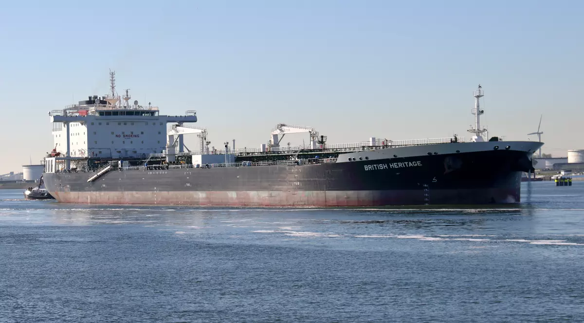 Iranul a încercat să captureze un petrolier britanic