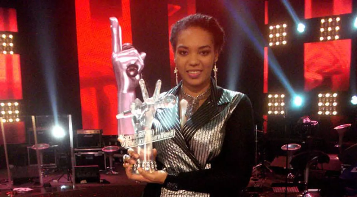 Julie Mayaya pregătește primul EP din cariera sa, la 7 ani de la câștigarea trofeului “Vocea României”. Artista a oferit toate detaliile despre lansare