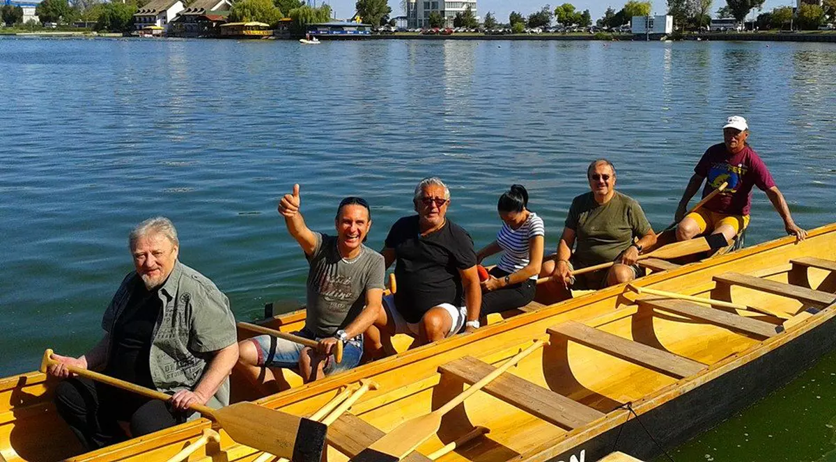 Ivan Patzaichin își pune la vâslit prietenii din Phoenix și Cargo. Rockerii participă în weekend la Rowmania Fest