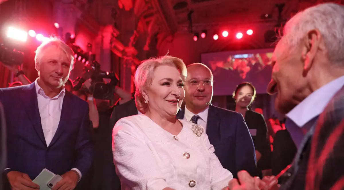 Viorica Dăncilă îşi lansează, sâmbătă, la Romexpo, programul de prezidenţiabil, în prezenţa a 10.000 de susţinători