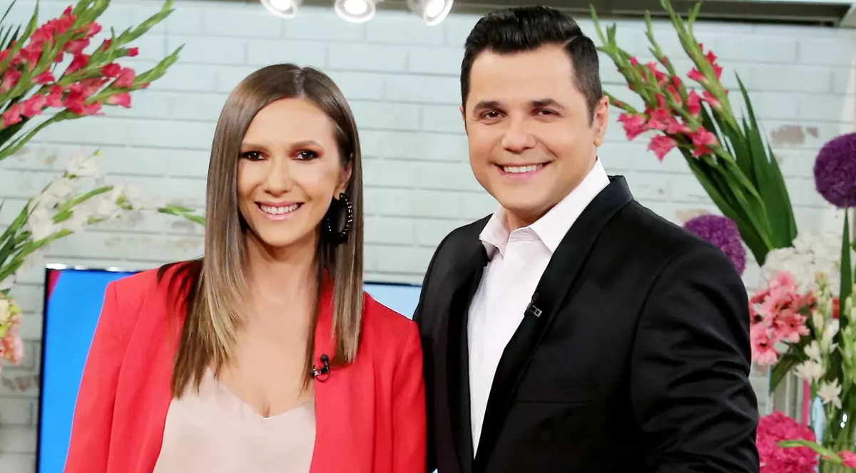 Adela Popescu revine la „Vorbește Lumea” luni, 26 august. În noul sezon, echipa se mărește