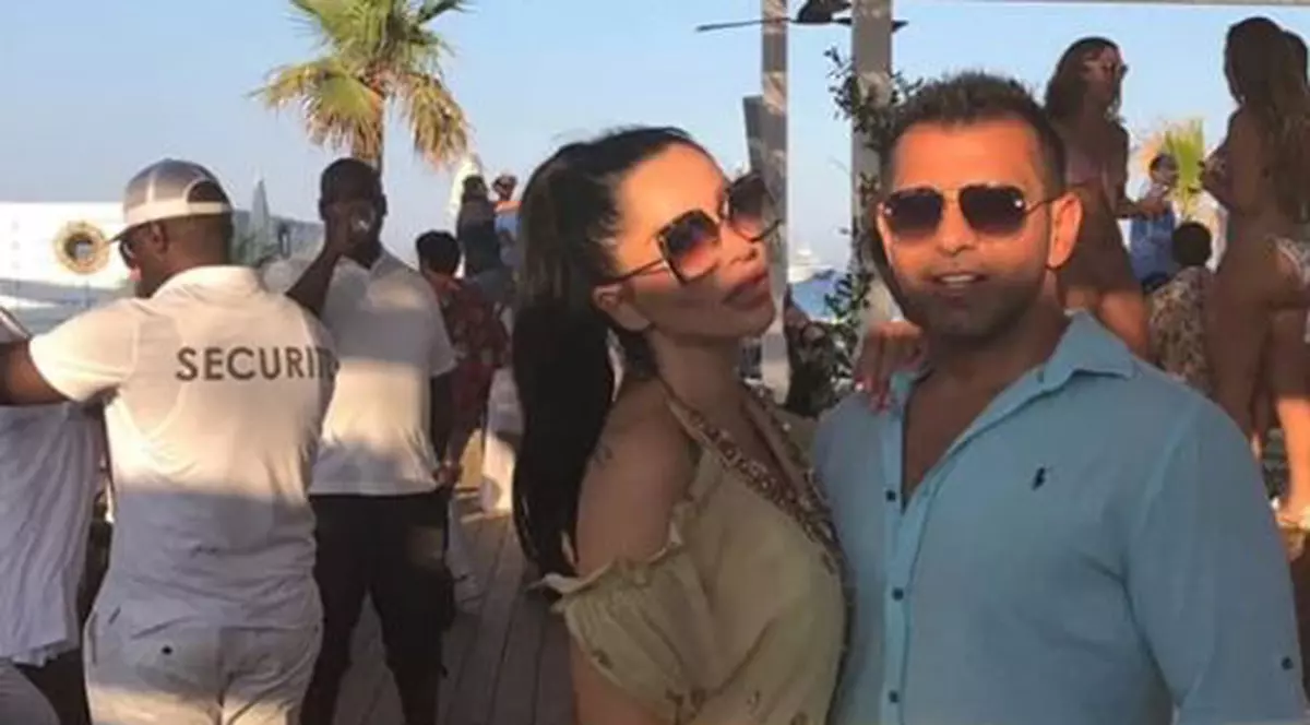 Brigitte și Florin Pastramă au ajuns în locul în care a început idila lor. Cum s-au filmat cei doi în pat