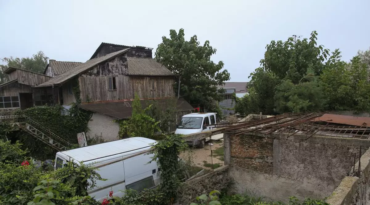 Anchetatorii: „Nu există nici un buncăr al lui Dincă, avea o rampă subterană pentru reparat mașini”