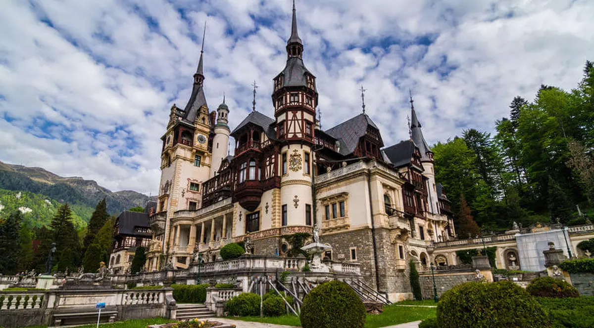 Castelul Peleș - obiectiv turistic Sinaia. Castele din România