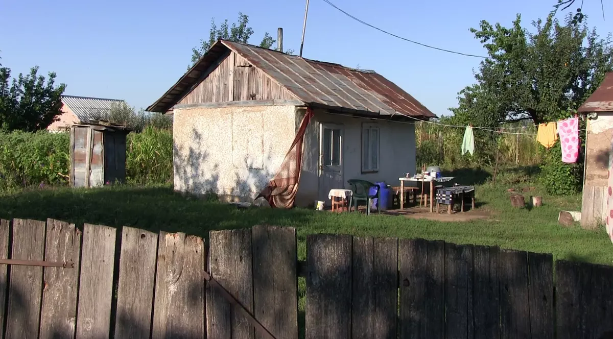 Concubini găsiți morți într-o locuință din Vaslui. Prima variantă luată în calcul de anchetatori: crimă urmată de sinucidere