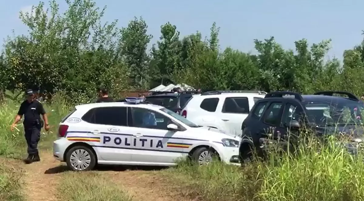 Noi probe găsite în pădurea din Caracal, după un apel la 112