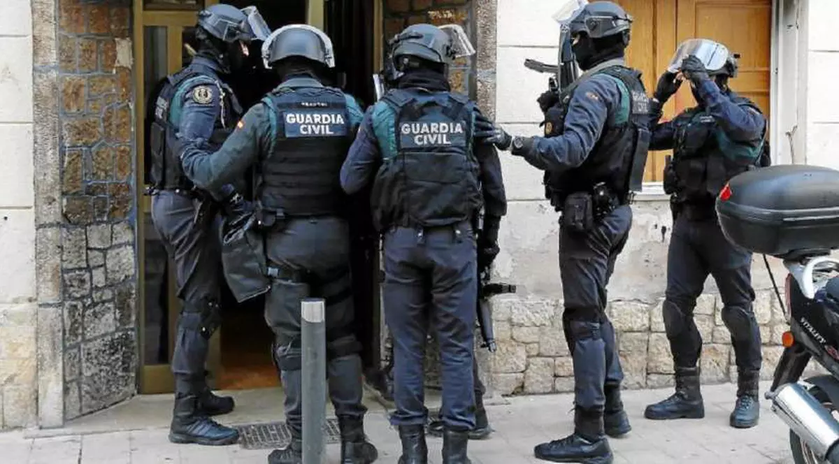 O româncă sechestrată în Spania a fost salvată după ce și-a sunat fiul aflat în țară