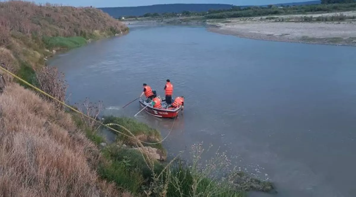 O fetiță din Neamț a dispărut în râul Moldova