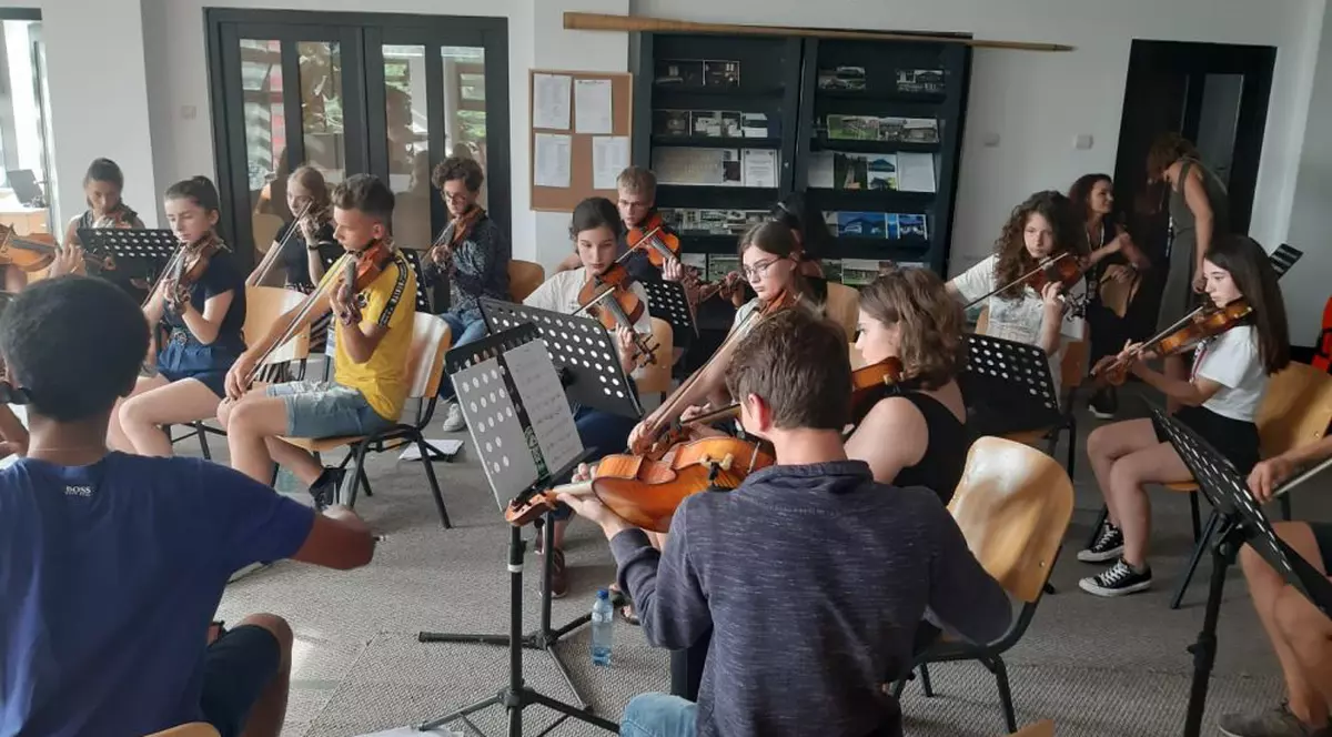 La Suceava a fost înființată o orchestră camerală formată din tineri din patru regiuni europene partenere