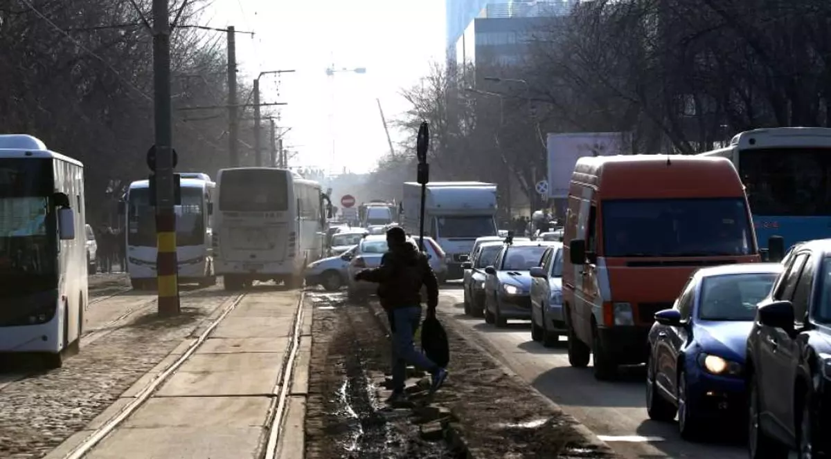 Tramvaiele liniilor 16 și 36 nu mai ajung în Pipera