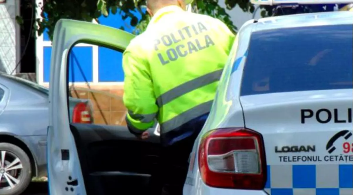 Poliția Locală Sector 2 a scris "Metalica", în înștiințările pentru șoferii care trebuie să își mute mașinile de lângă Arena Națională | FOTO