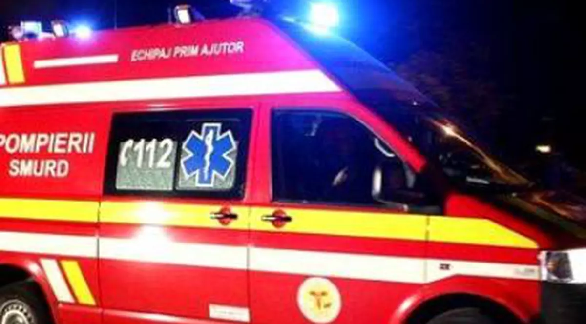 Un autobuz cu călători a luat foc în Brașov