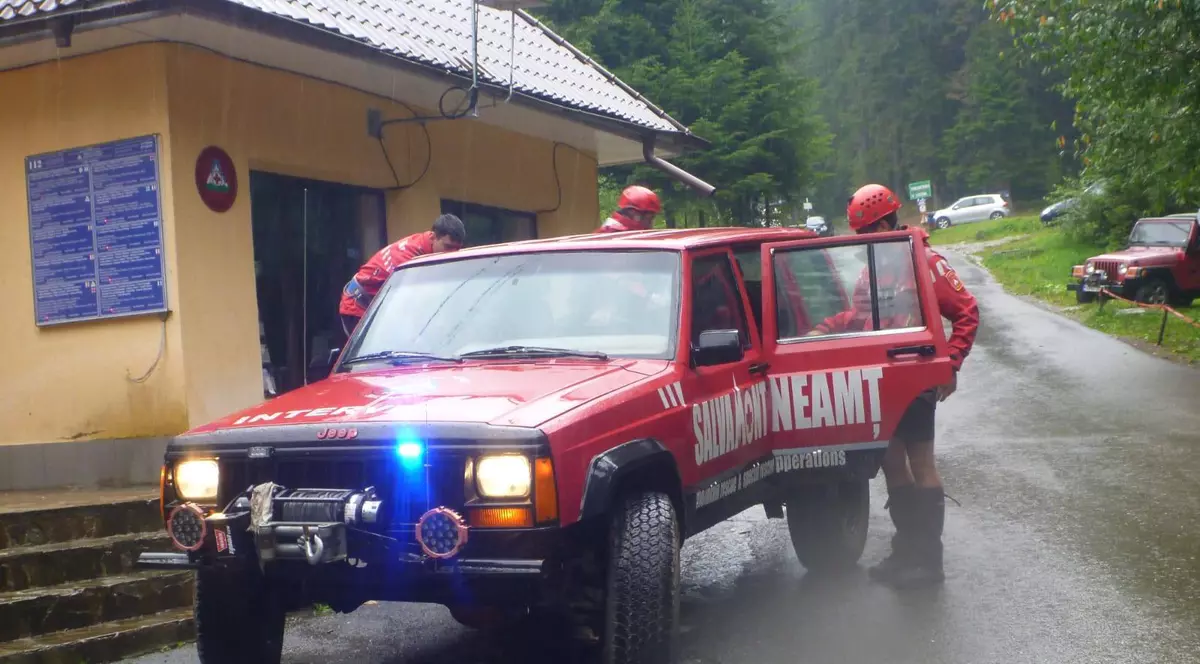 Turist grav rănit, într-o zonă abruptă a masivului Ceahlău