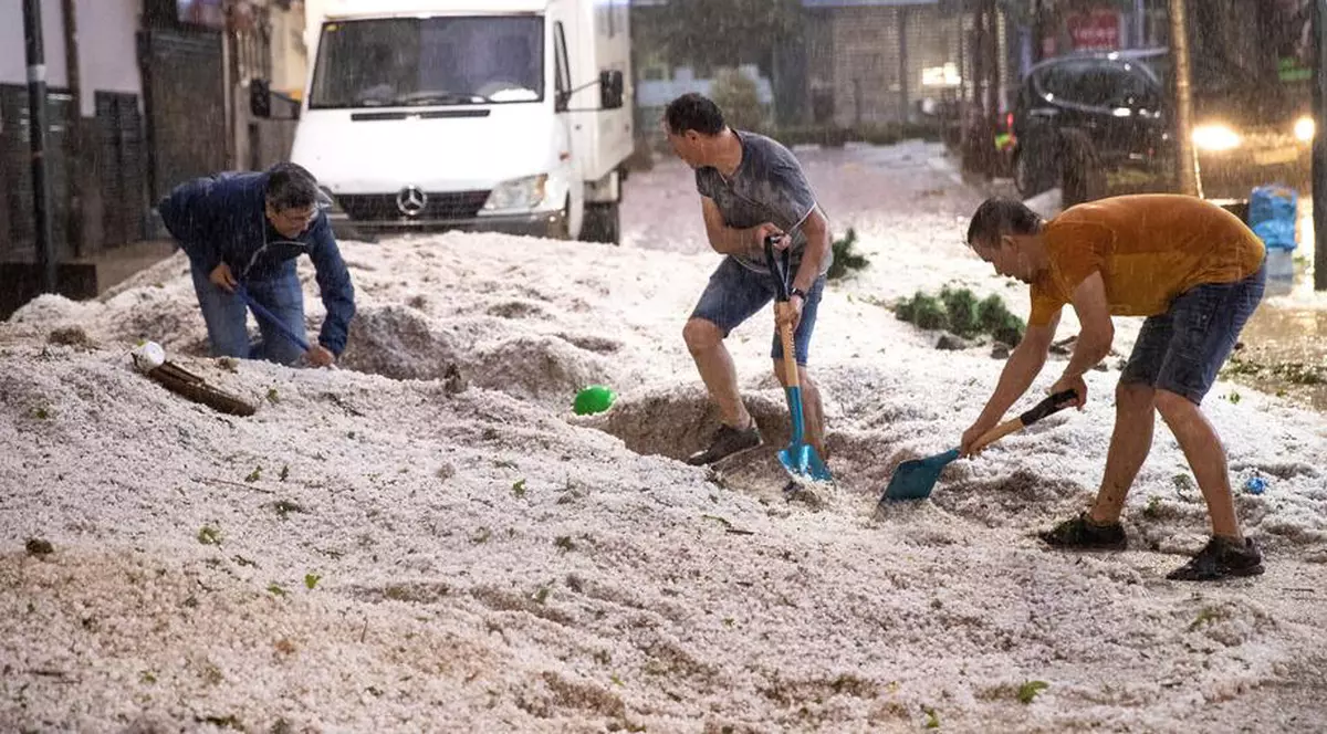 Furtună violentă în Madrid | Foto: EPA