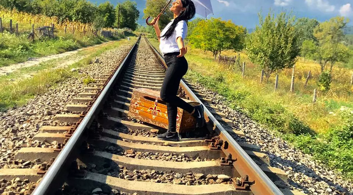 INSTASTORY | Andreea Mantea, zi de naștere în deplasare. Prezentatoarea TV face 33 de ani