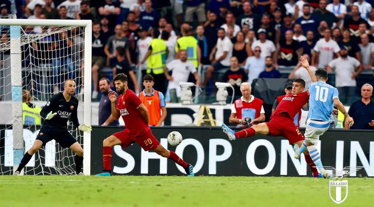 Serie A 2019, etapa a doua. Lazio a remizat cu AS Roma, într-un meci cu șase bare