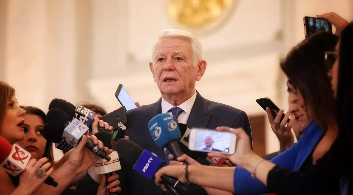 Meleşcanu, după alegerea la şefia Senatului: "Sunt membru ALDE si vreau să rămân, nu sunt un disident"