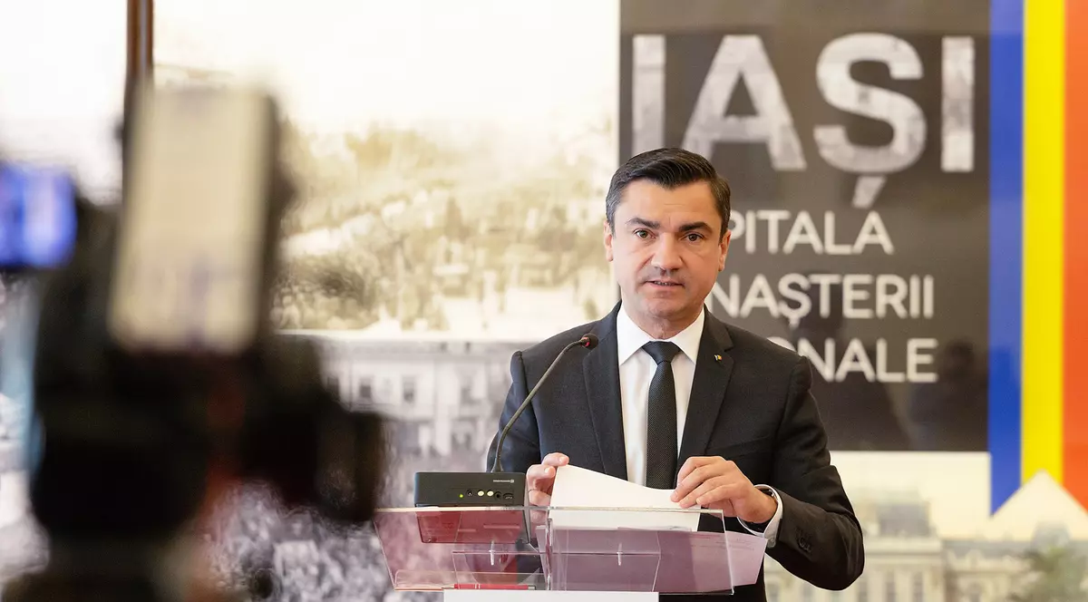 Primarul Iaşului, anunţ despre alegerile prezidenţiale: "Sunt Mihai Chirica şi îl susţin pe Klaus Iohannis!"