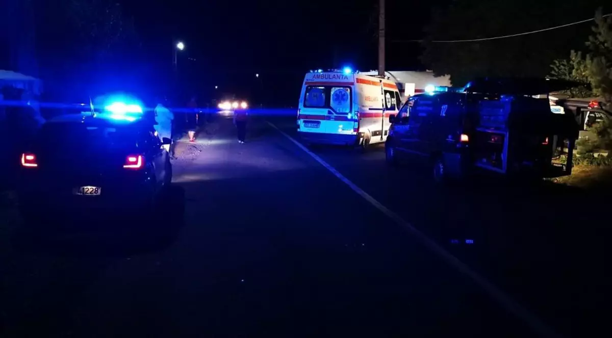 UPDATE | Trei femei au fost grav rănite aseară, după ce mașina în care se aflau a intrat într-o betonieră. Șoferița care a provocat accidentul a murit astăzi la spital