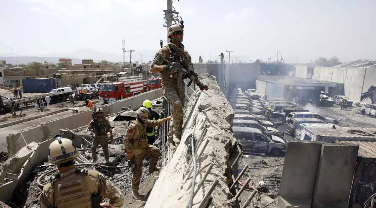 Românul rănit în atacul talibanilor în Kabul va fi transferat în Europa