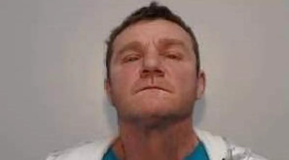 Un violator român condamnat la închisoare pe viață în Anglia a fost ucis după gratii!