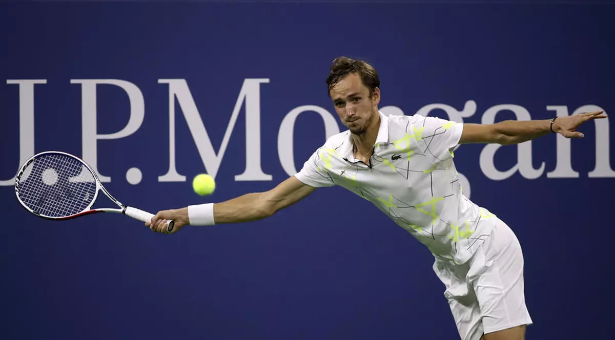 Amendă usturătoare pentru jucătorul de tenis Daniil Medvedev, după ce a făcut gesturi obscene la US Open